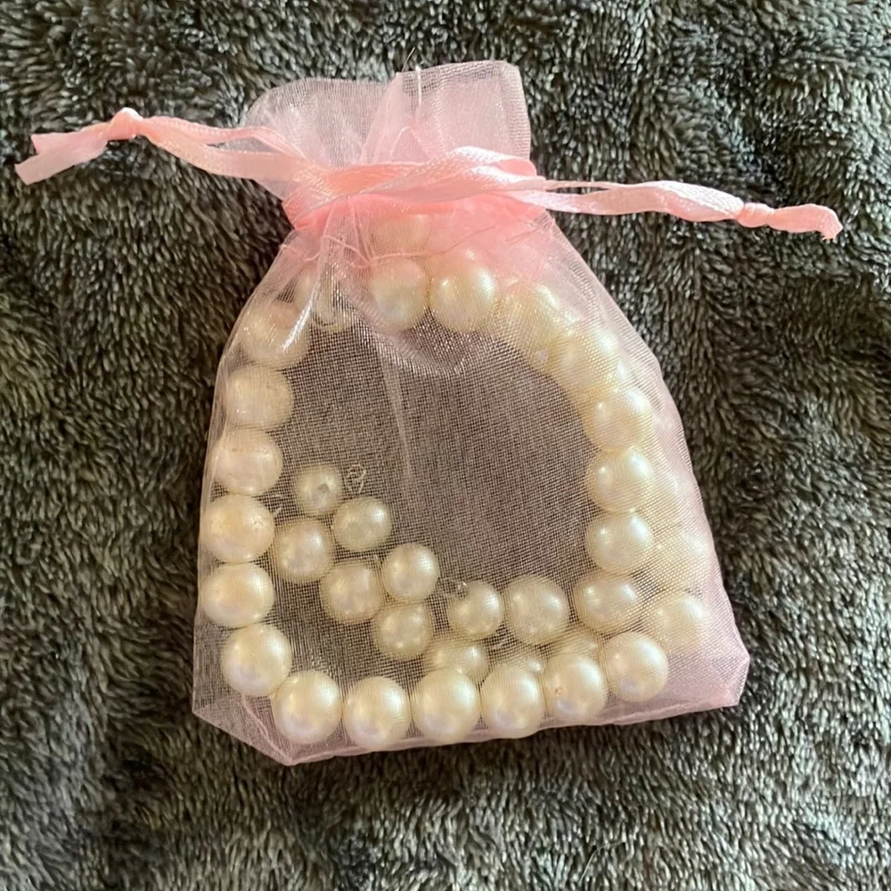 Vintage  Cream Pearl‎ Necklace